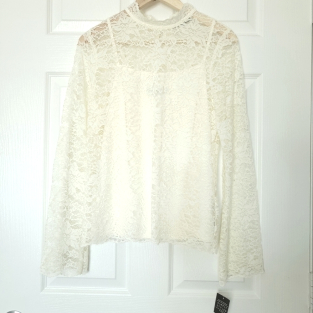 NWT Simply Styled Long Sleeve Lace Top - Picture 1 of 10